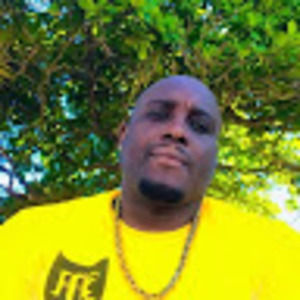 Meet your Posher, Elysee paul